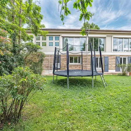 Holiday home Avec Piscine 15 Min Paris *