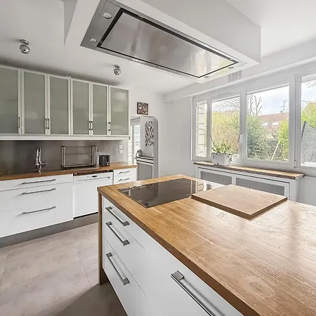 Avec Piscine 15 Min Paris Holiday home *