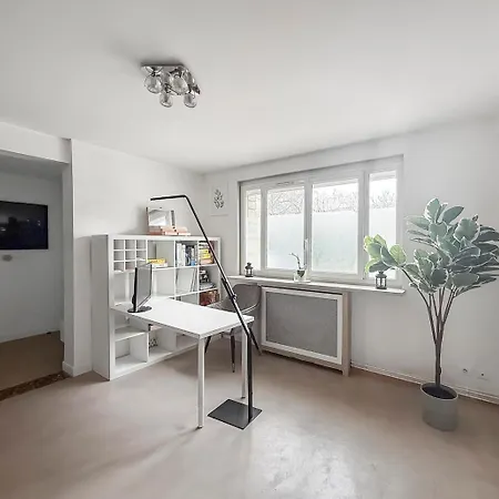 Holiday home Avec Piscine 15 Min Paris Deuil-la-Barre
